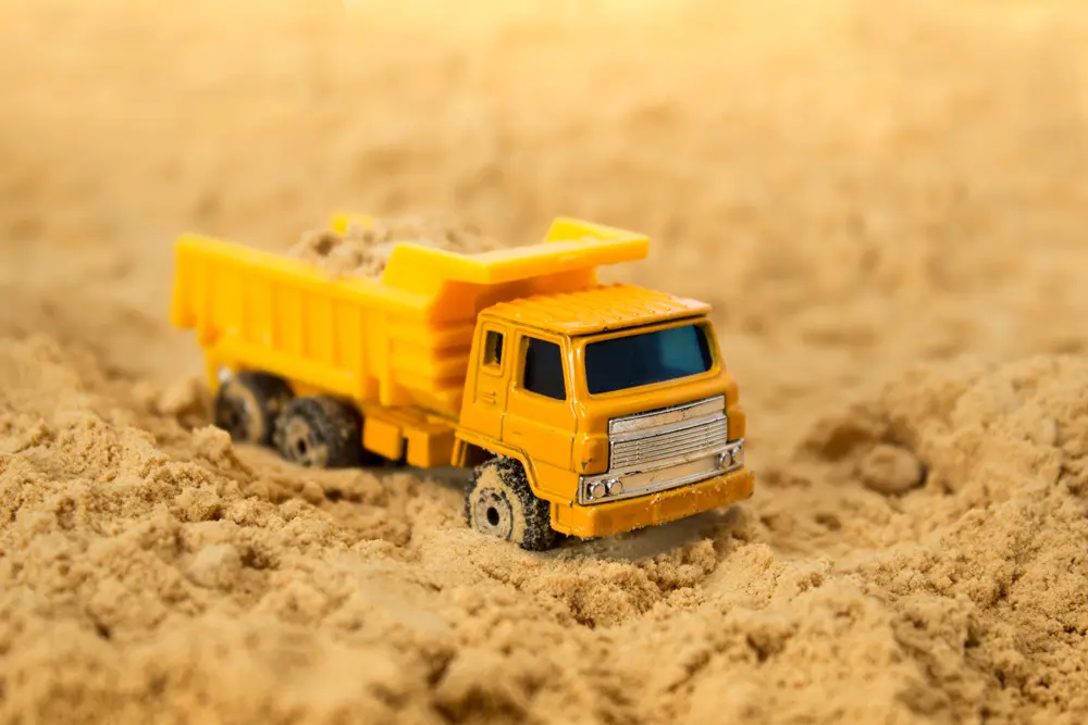 Coarse yellow fill sand